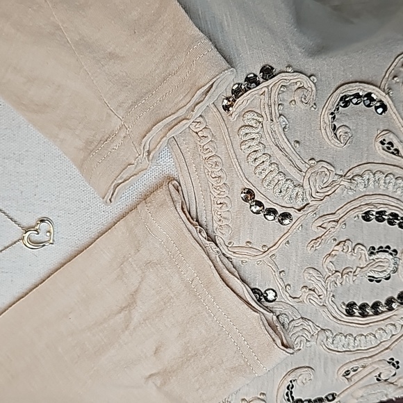 NWOT V CRISTINA LONG SLEEVE TAN RHINESTONE EMBELLISHED TEE - Picture 7 of 9